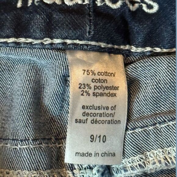 Maurices Embroidered Pocket Dark Wash Denim Capri Jeans Size 9/10 #116 - Picture 5 of 7